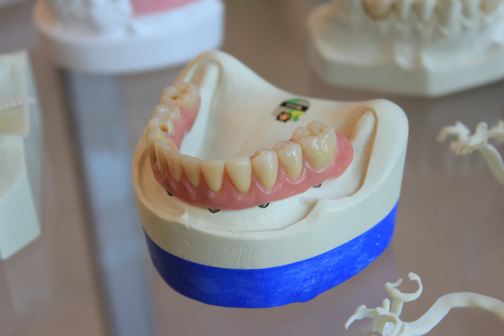 Complete Guide to Cosmetic Dentistry