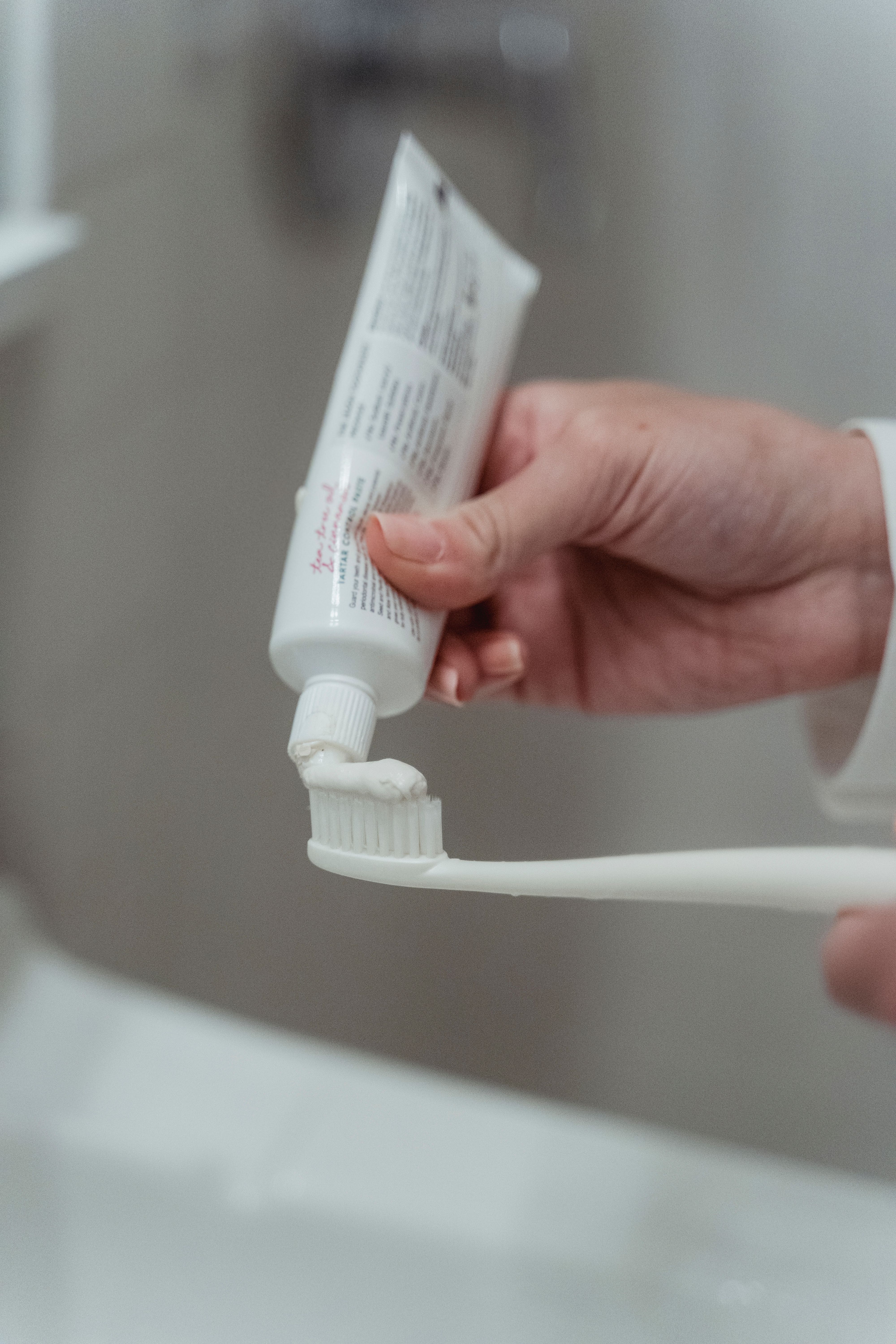 Edathamil Vs. Hydroxyapatite: Which One Belongs In Your Toothpaste