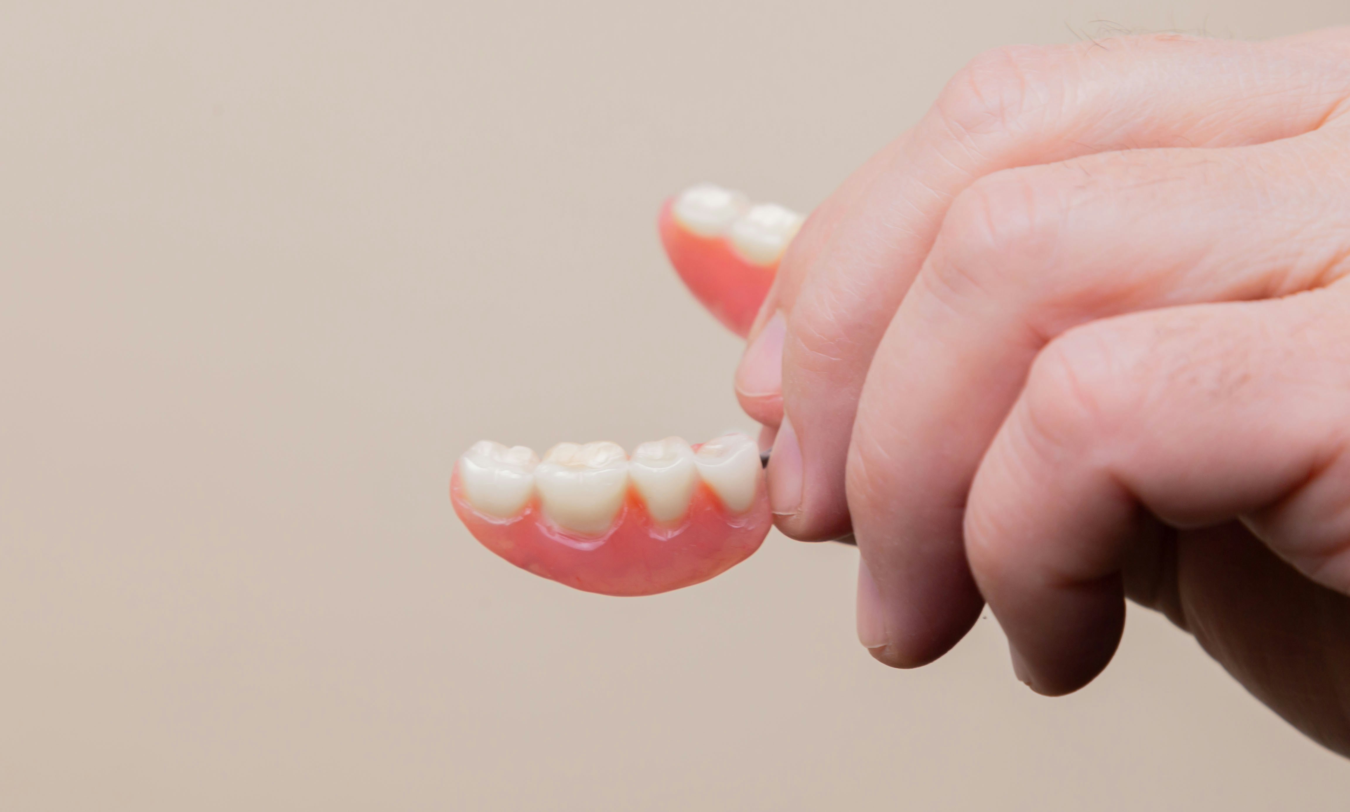 How Much Do Snap-In Dentures Cost? A State-By-State Look