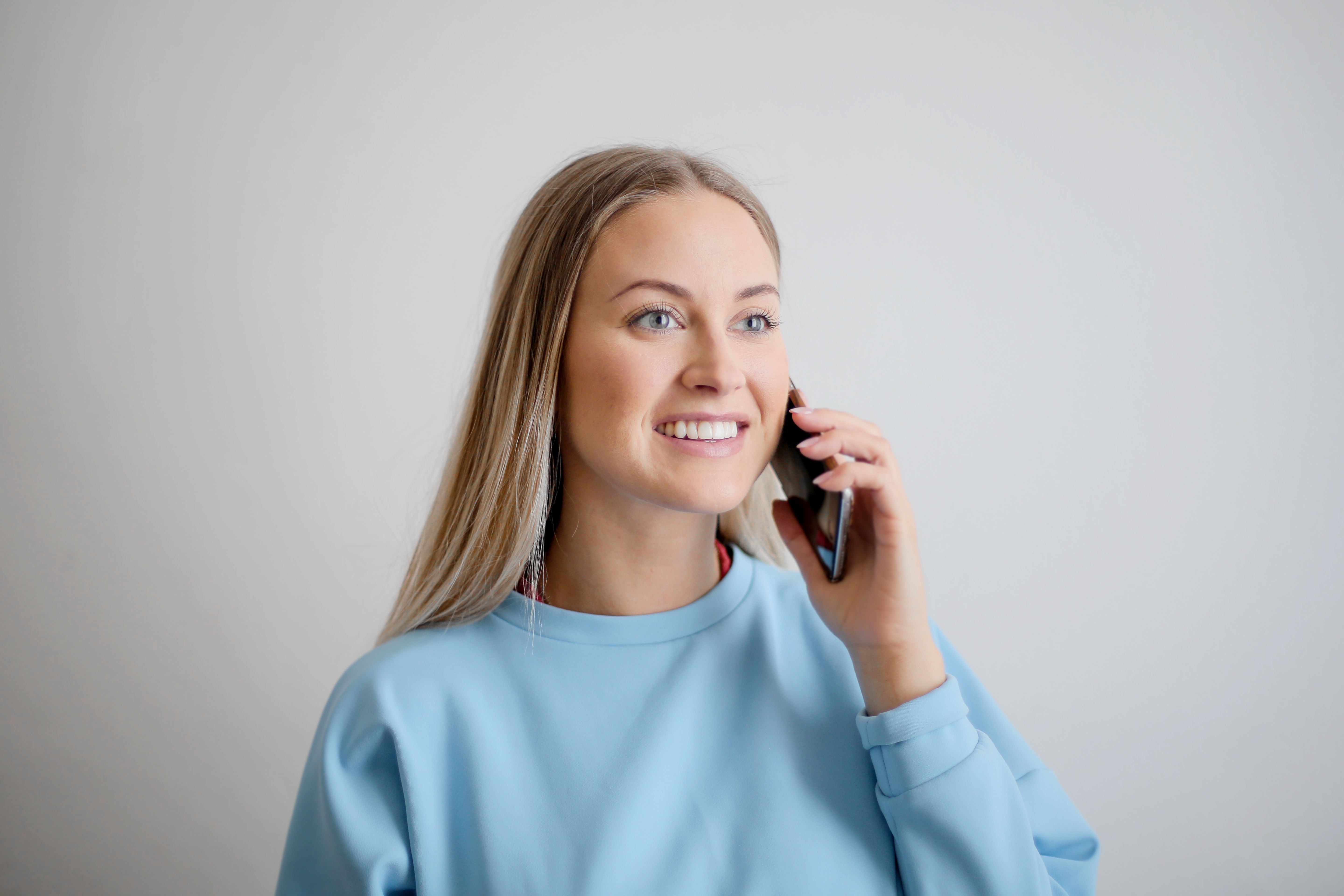 What Is a Dental Answering Service? Costs and Options